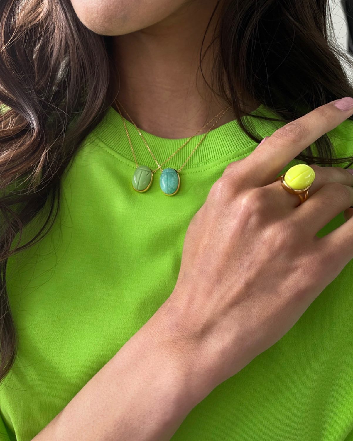 Our colorful Summer Scarabée is now available in store and online #myritazia ❤️🪲
.
.
.
.
.
.
.
#summerjewelry #summervibes #neonjewelry #colorful #neon #jewels #shopping #shoppingonline #genevajewels #genevabrand